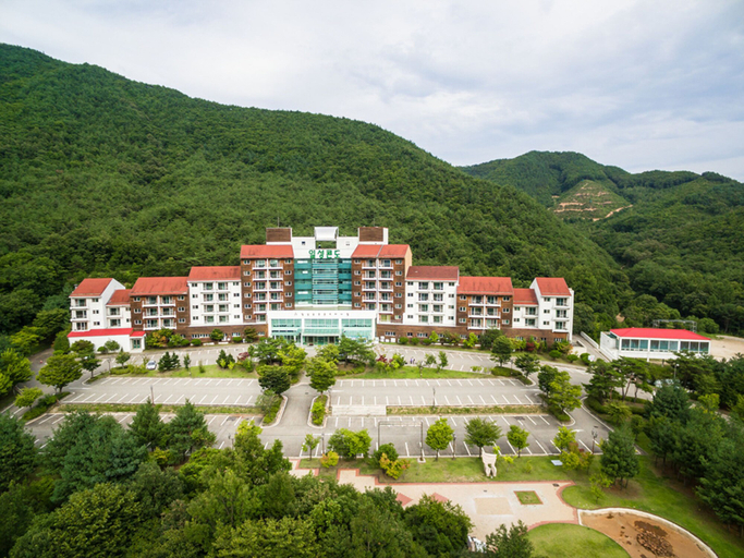 Exterior & Views 2, Muju Ilsung Condo, Muju