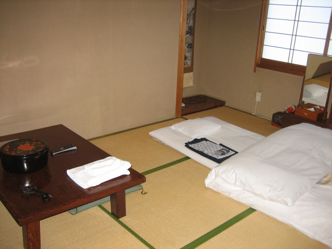 Bedroom 2, KATSUYA Inn, Wakayama
