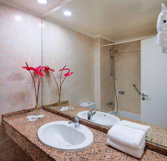 Bathroom 4, Relaxia Beverly Park, Las Palmas