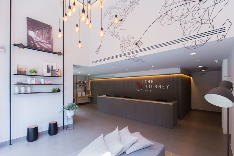 Others 2, The Journey Hotel, Lak Si