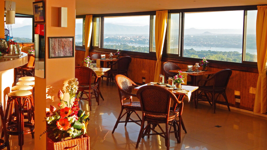 Food & Drinks 5, Bohol Vantage Resort, Dauis