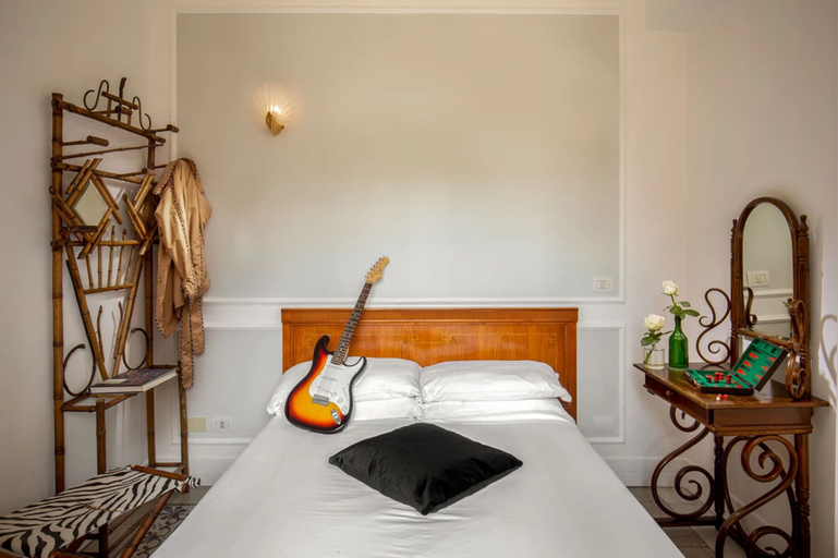 Bedroom 2, Hotel Emona Aquaeductus, Roma