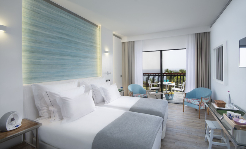 Bedroom 4, Hotel Baía Azul, Funchal