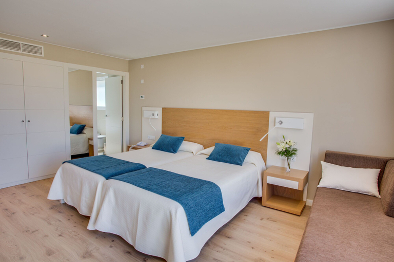 Bedroom 3, Hotel Eden Soller, Baleares