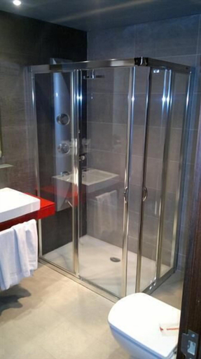 Bathroom 5, Nautic Hotel & Spa, Baleares