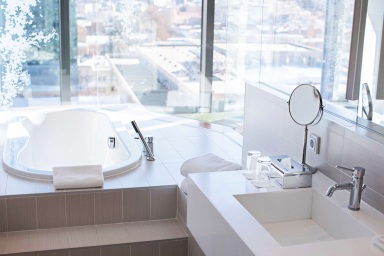Bathroom 5, Radisson Blu Iveria Hotel, Tbilisi, Tbilisi