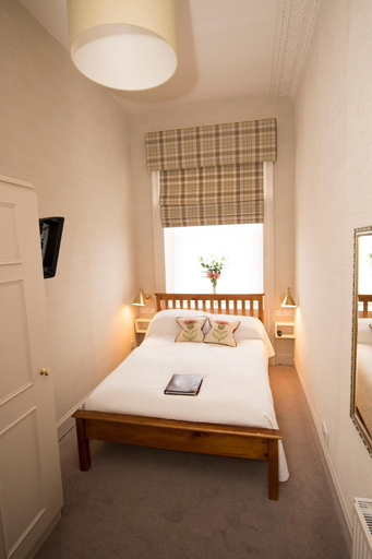 Bedroom 2, Sherwood Guest House, Edinburgh