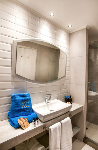 Bathroom 4, Acrotel Lily Ann Village, Central Macedonia