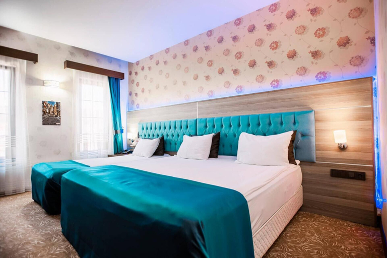 Bedroom 3, Highway Otel, Merkez
