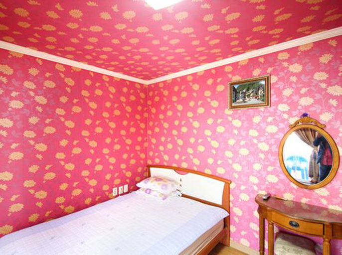 Bedroom 2, Modern Hill Pension, Geoje