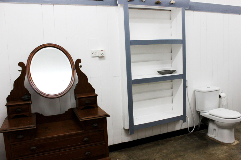 Bathroom, City Hub Lagoon, Negombo