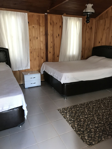 Bedroom 3, Assos Yenibahce Motel, Ayvacık