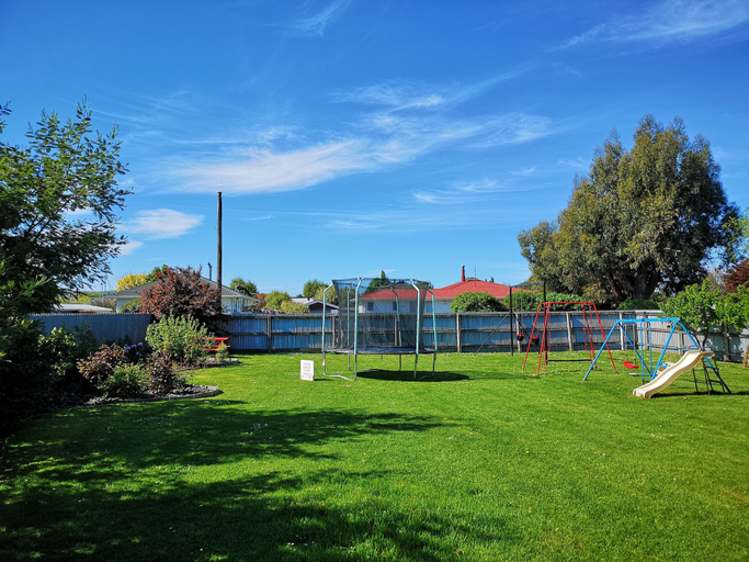 Others 5, Colonial Lodge Motel, Waitaki
