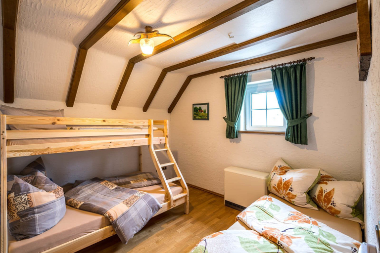 Bedroom 2, Ferienhaus Stift Ennenbach, Rhein-Sieg-Kreis