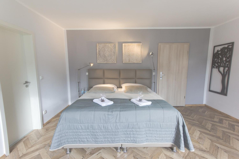 Bedroom 4, Tm Suites, Dortmund