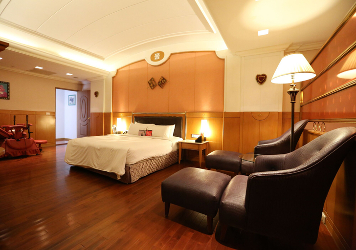 Bedroom 5, Royal Group Motel Tainan Branch, Tainan