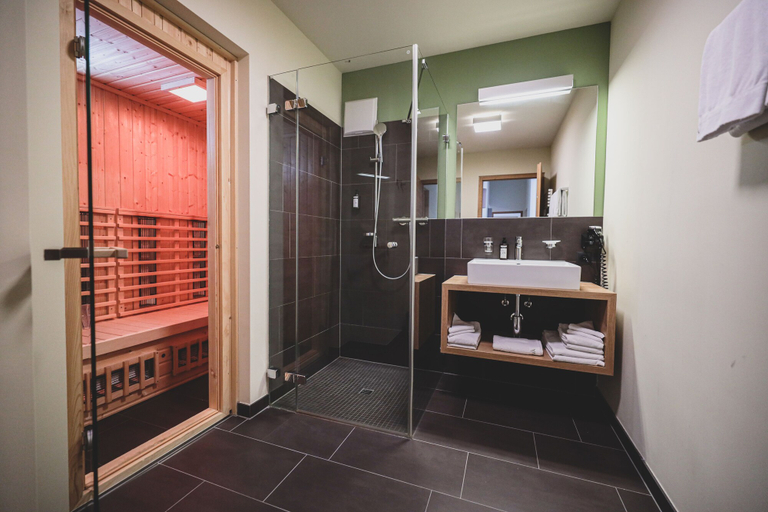 Bathroom 4, Priva Alpine Lodge Lenzerheide, Albula