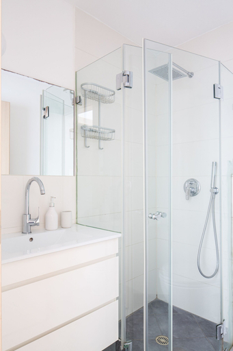 Bathroom, Cozy 2BDR with Parking