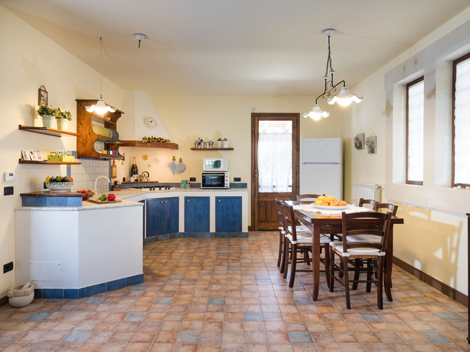 Private kitchen 4, Villa Dora, Syracuse