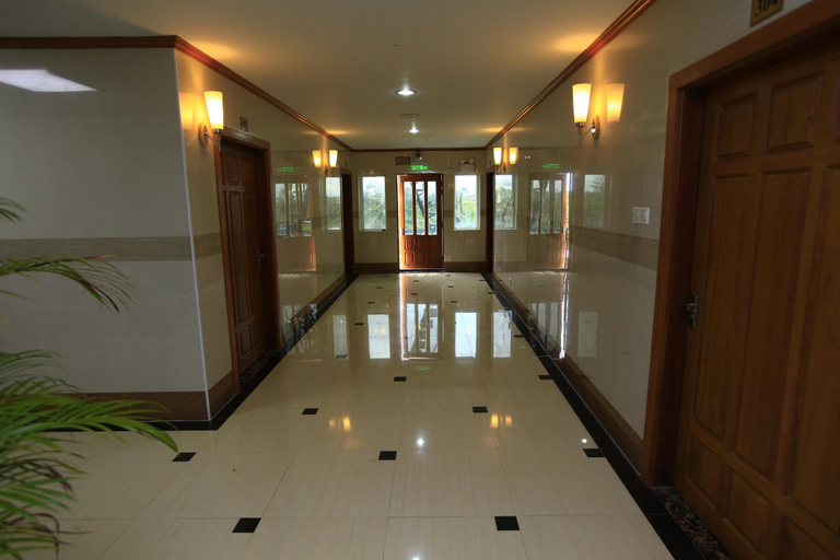 Others, Hotel Novel, Yangon