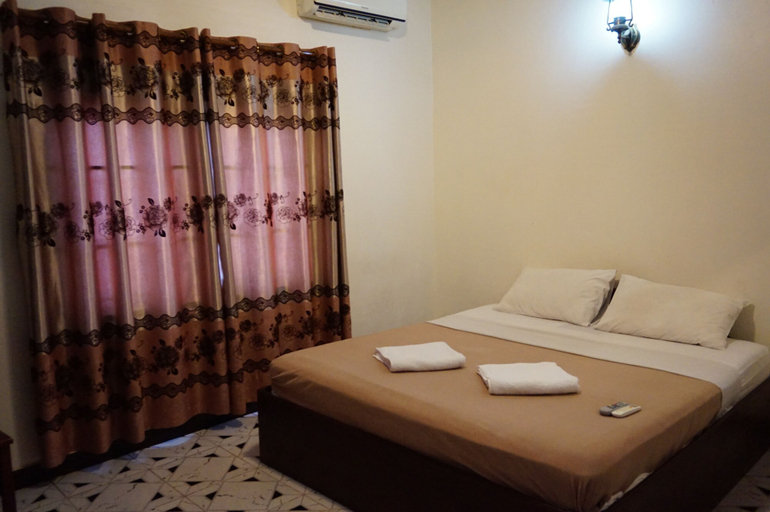 Bedroom 2, Khamsaner Hotel, Vientiane