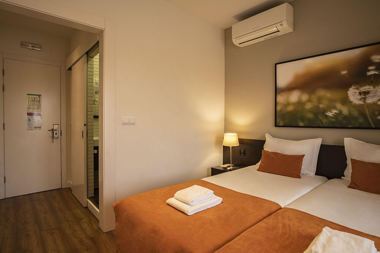 Bedroom 2, Riversuites, Coimbra