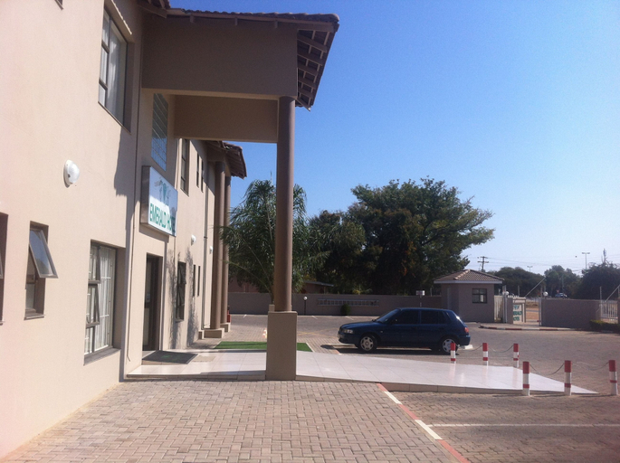 Exterior & Views 2, Emerald Hotel, Gaborone