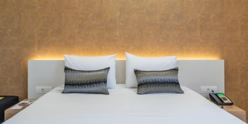 Bedroom 3, Poseidon Resort Hotel, Central Macedonia