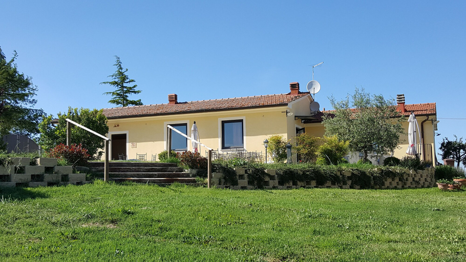 Exterior & Views 2, Agriturismo Podere Casa al Vento, Siena