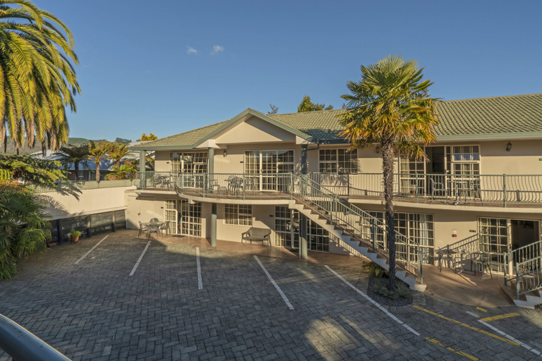 Exterior & Views 2, Silver Fern Rotorua Suites & Spa, Rotorua