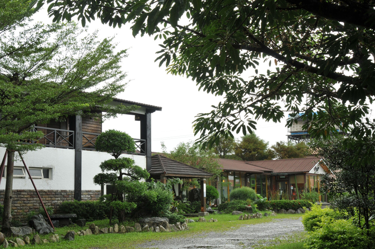 Exterior & Views 2, Lotus Hostel Beicheng Zhuang, Yilan