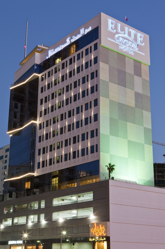 Exterior & Views 30