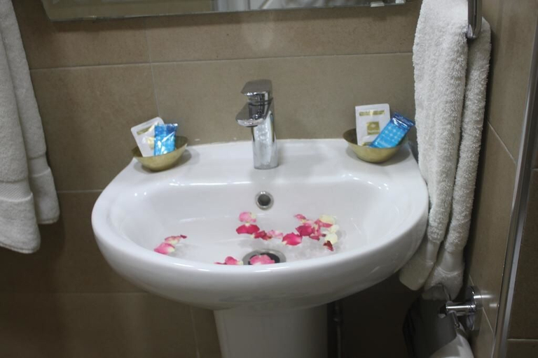 Bathroom 4, Hotel Saint-Antoine, Tiznit