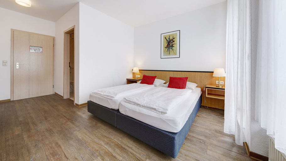 Bedroom 4, Airport Hotel Stetten, Esslingen