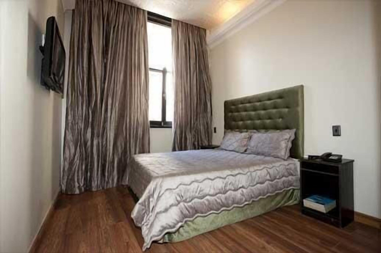 Bedroom 3, Kings in Cape Hotel, City of Cape Town