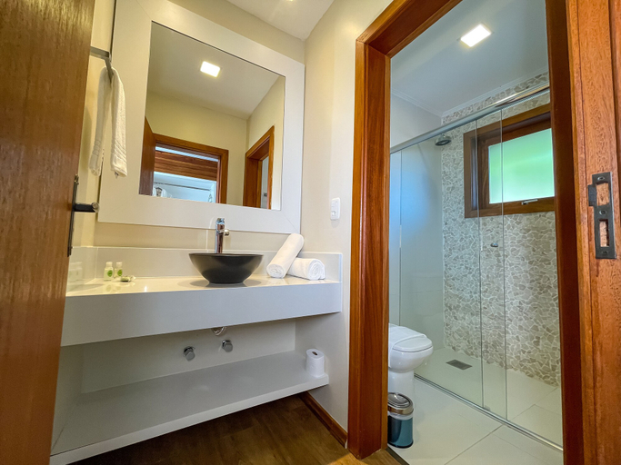 Bathroom 4, Valle Ristretto Exclusivo para Casais, Gramado
