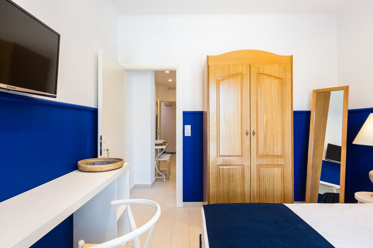 Bedroom 5, Georgioupolis Plaza Suites, Crete