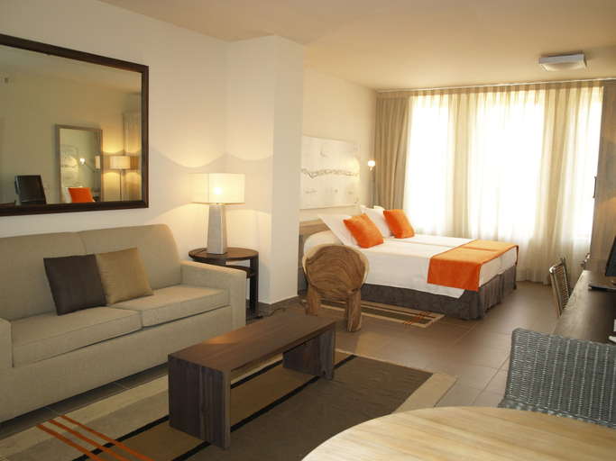 Bedroom 4, Eco Alcala Suites, Madrid