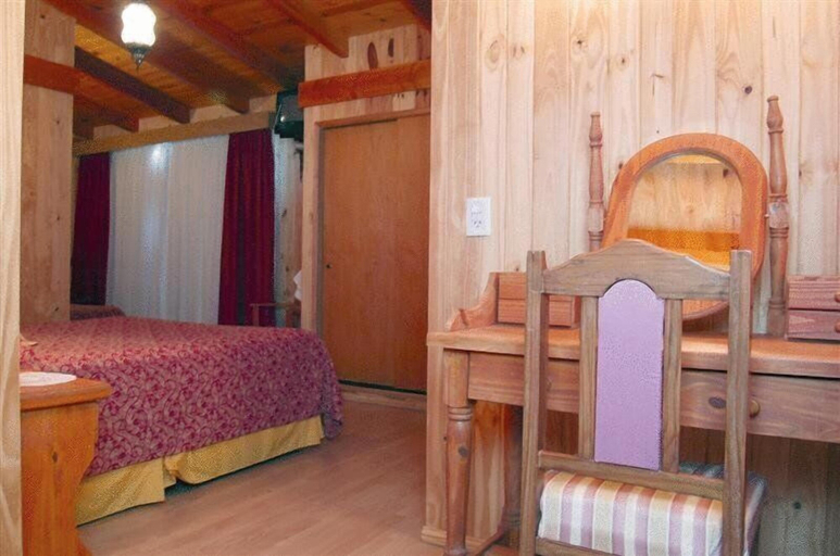 Bedroom 3, Ruca Cheli Village Ski Hotel, Bariloche