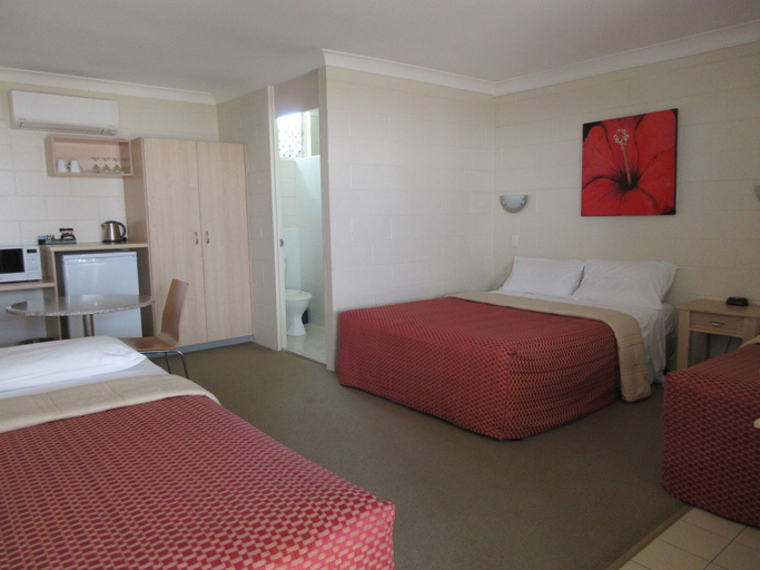 Bedroom 3, Nambour Lodge Motel, Maroochy - Nambour