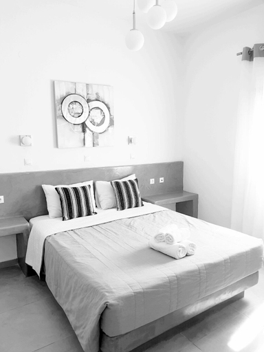 Bedroom 3, Hotel Leta, South Aegean
