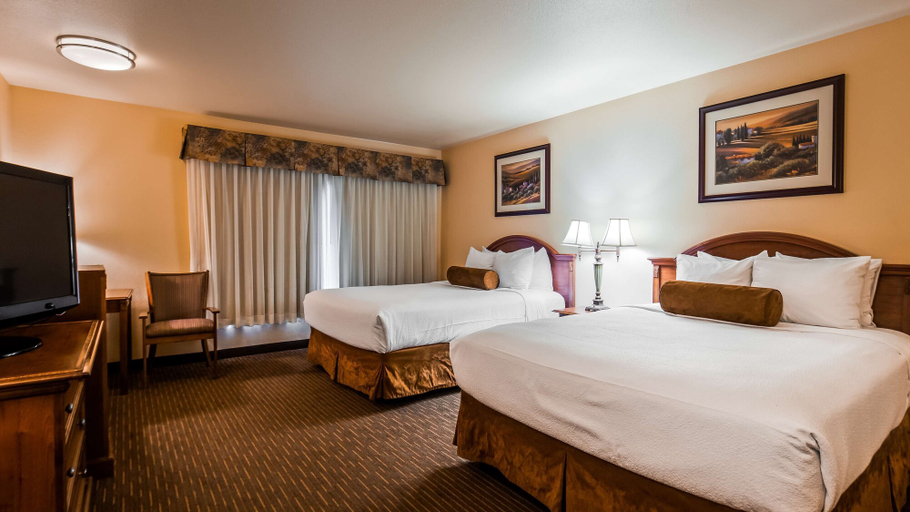 Bedroom 3, Best Western El Grande Inn, Lake