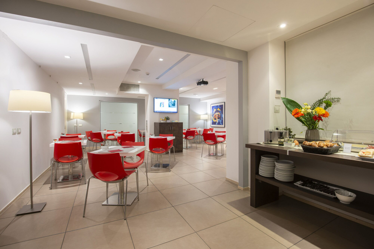 Food & Drinks 5, Hotel Dimorae Rooms and Suites - Apartments, Macerata