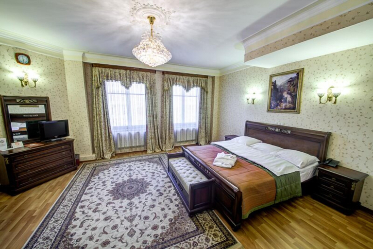 Bedroom 3, Hotel Gentalion, Northern