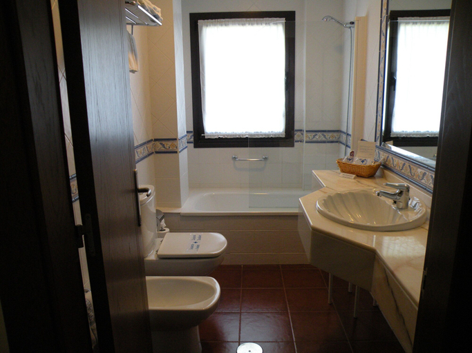 Bathroom 5, Finca La Mansión, Asturias
