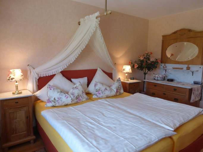 Bedroom 2, Gästehaus Birnbaumhof, Kaiserslautern