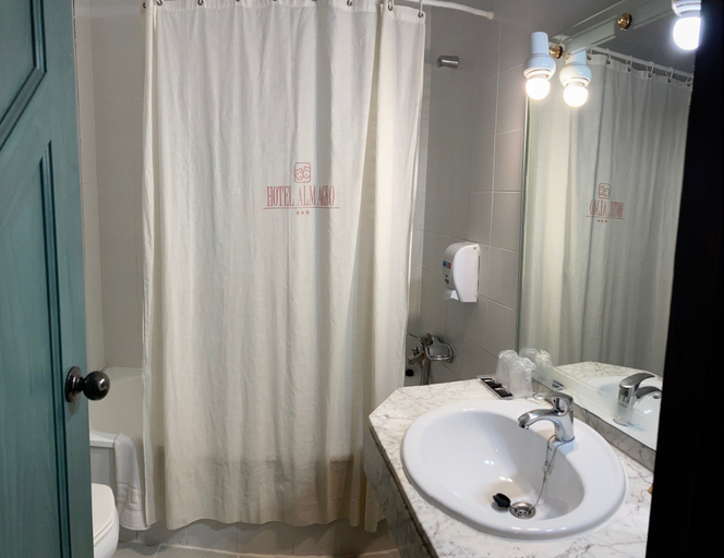 Bathroom 4, Hotel Almagro, Ciudad Real