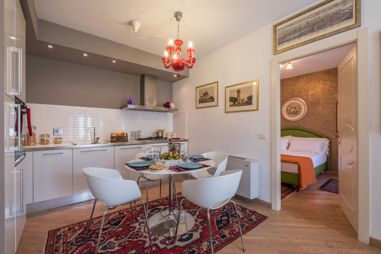 Others 4, Ghirlandaio Apartment, Florence