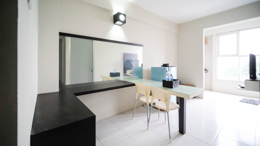 Others 3, Homey and Comfy 2BR at Dian Regency Apartment By Travelio, Surabaya