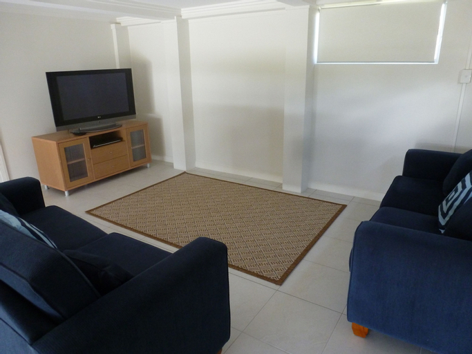 Others 5, NRMA Woodgate Beach Holiday Park, Isis